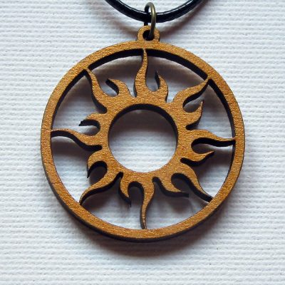 Medalion Mandala Soarelui pictat #3