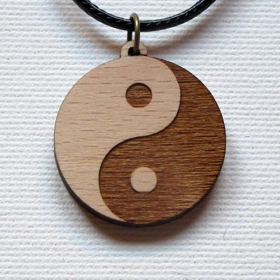 Medalion Yin si Yang